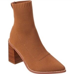 STEVEN By Steve Madden Nixie Brown Sock Ankle Boot NEW